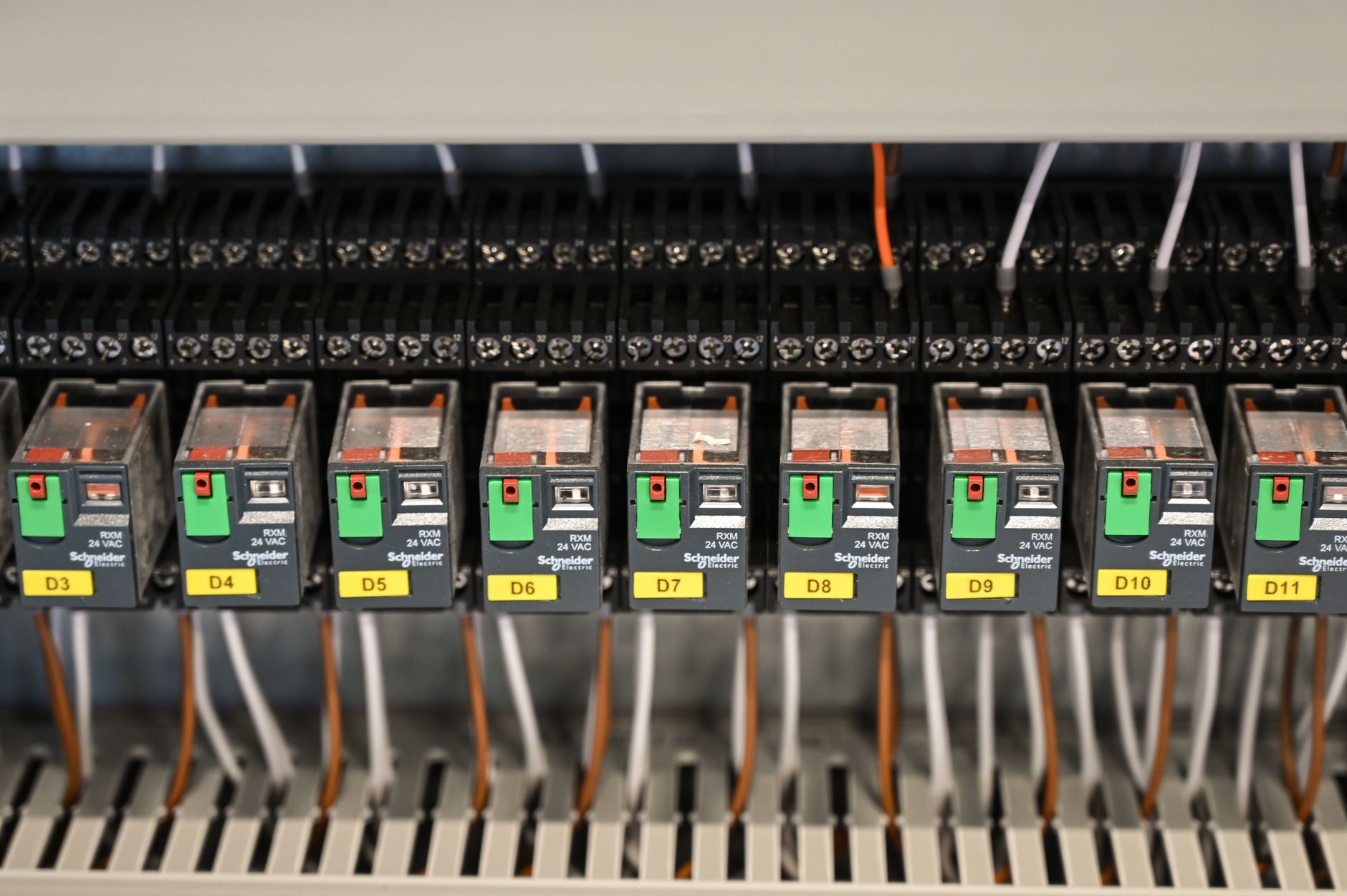 Comment brancher correctement un relais 24 V : guide complet