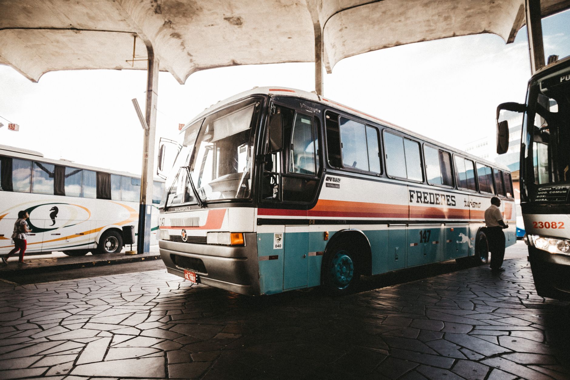 Les principales plateformes francophones sur les bus parisiens