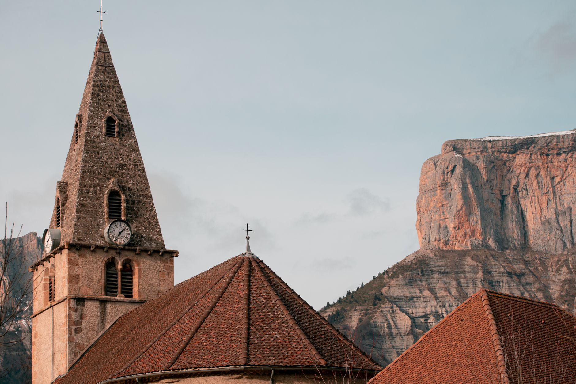 Morphologie comparée : gendarme, aiguille, tour et brèche