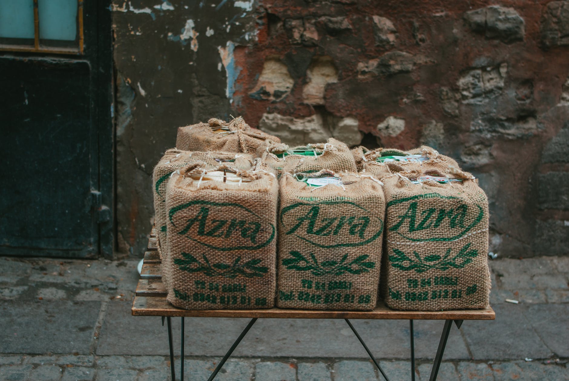 Quelques idées pour personnaliser un sac en jute !