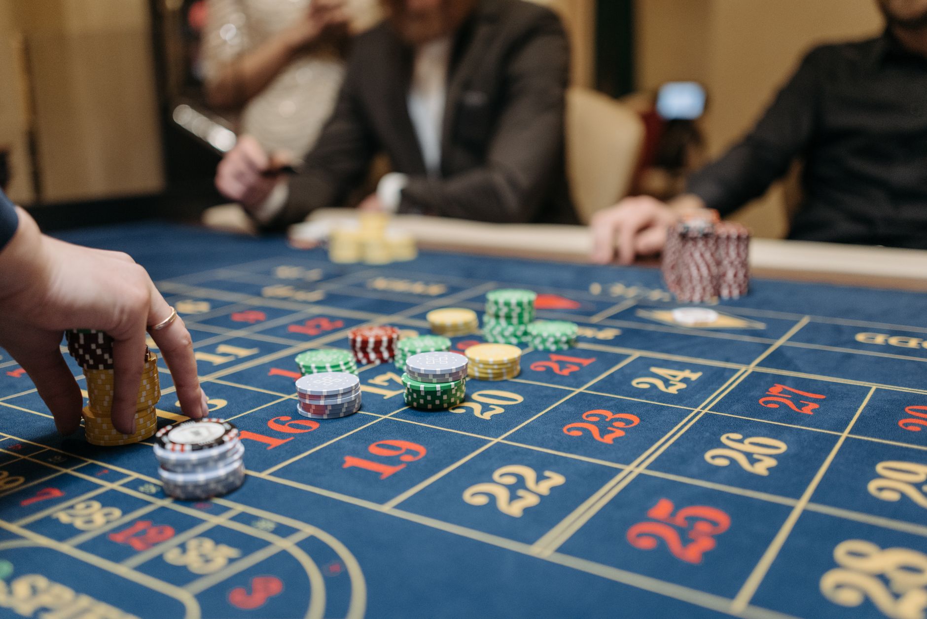 Monte-Carlo et Las Vegas : deux modèles économiques radicalement différents