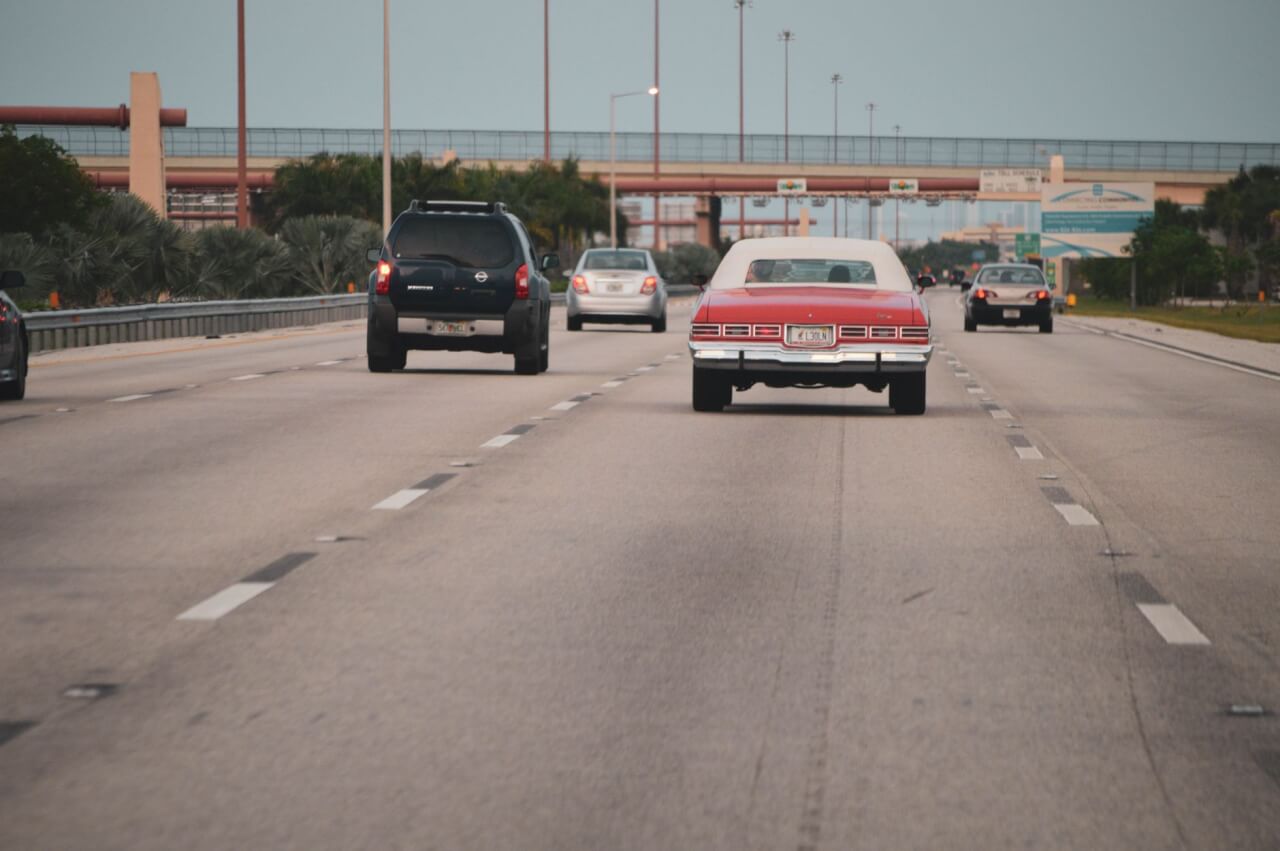 Tableau comparatif des options de transport Miami-Orlando